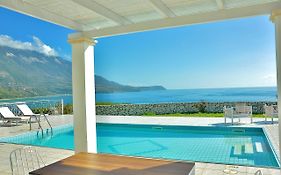 Seafront Villa Kefaloniaprivatevillas